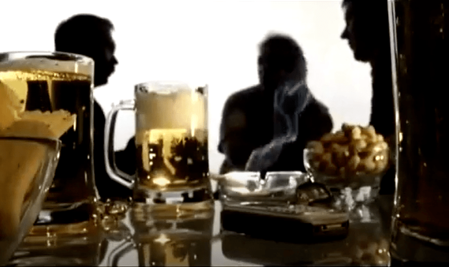 Pijenje alkohola u muškom društvu